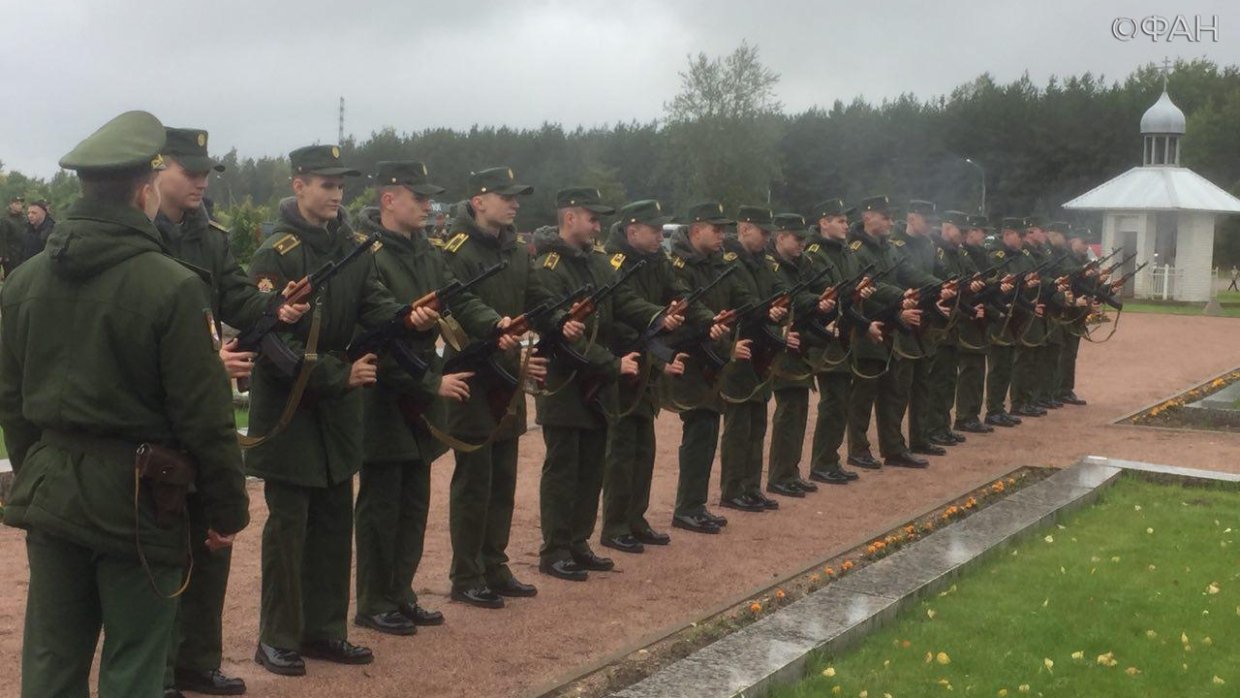На Невском пятачке предали земле останки 220 героев советской армии