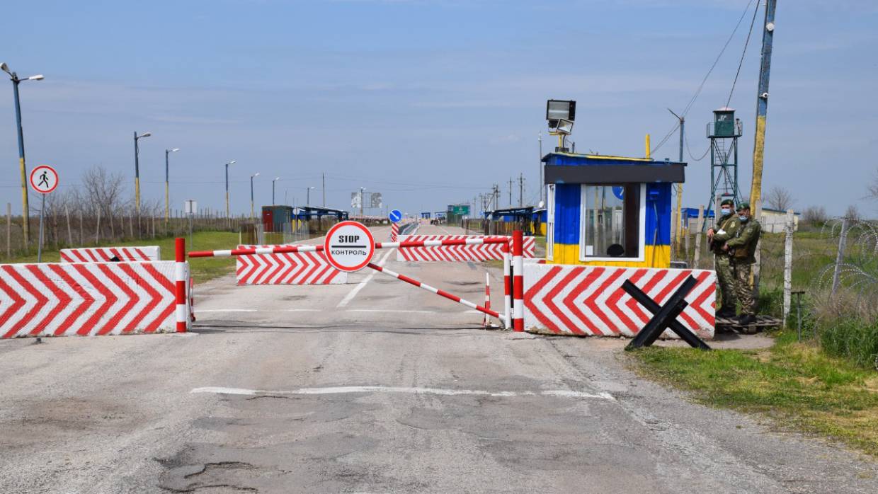 Жители Крыма объяснили, почему Украина навсегда закрыла КПП на границе с полуостровом