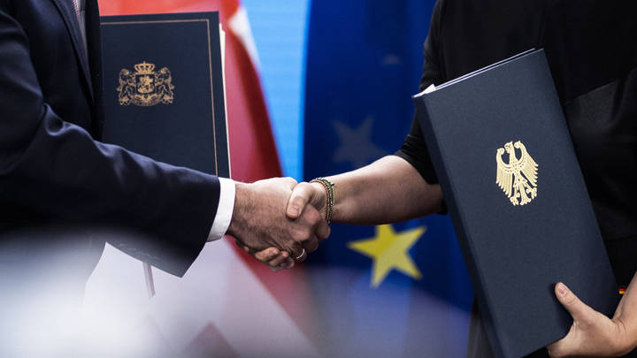 ПРОТИВ РОССИИ ОТКРЫВАЮТ "ВТОРОЙ ФРОНТ": "БОМБУ" ЗАЛОЖИЛИ СРАЗУ В ТРЁХ МЕСТАХ