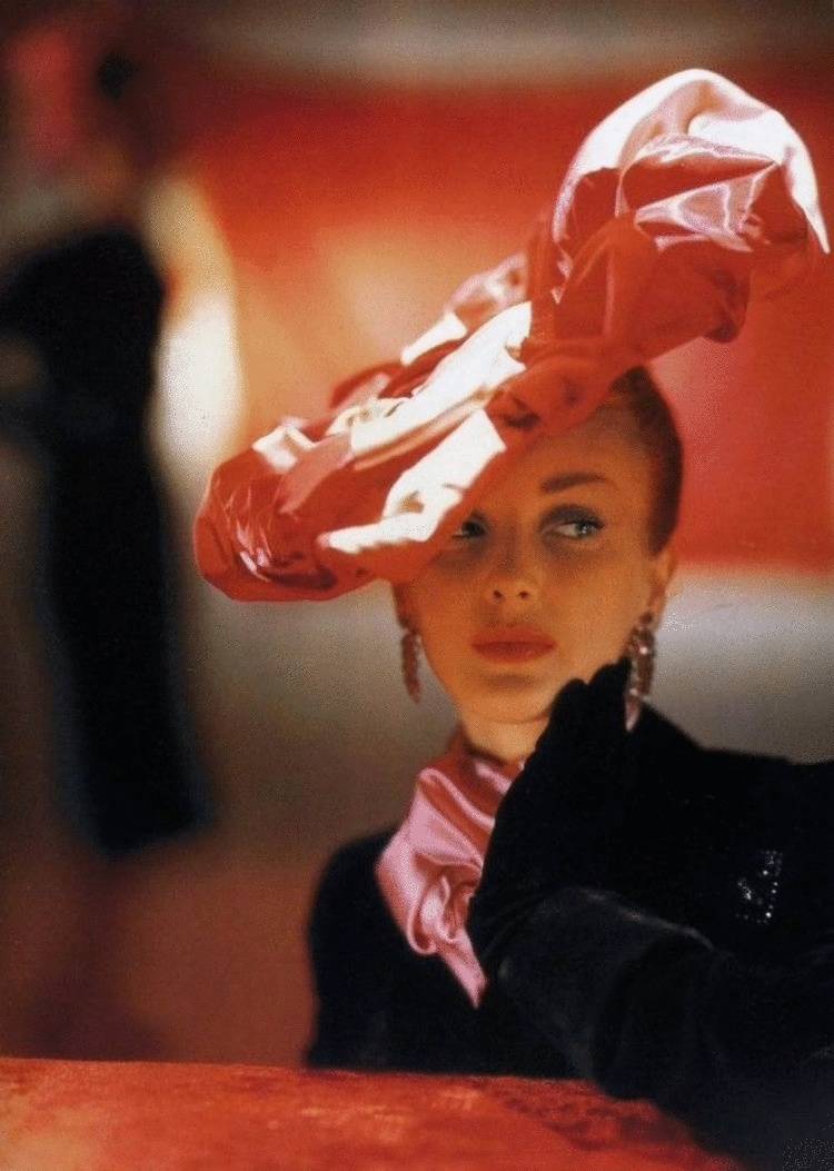 Гламурные 40-е в цвете и отличном качестве 