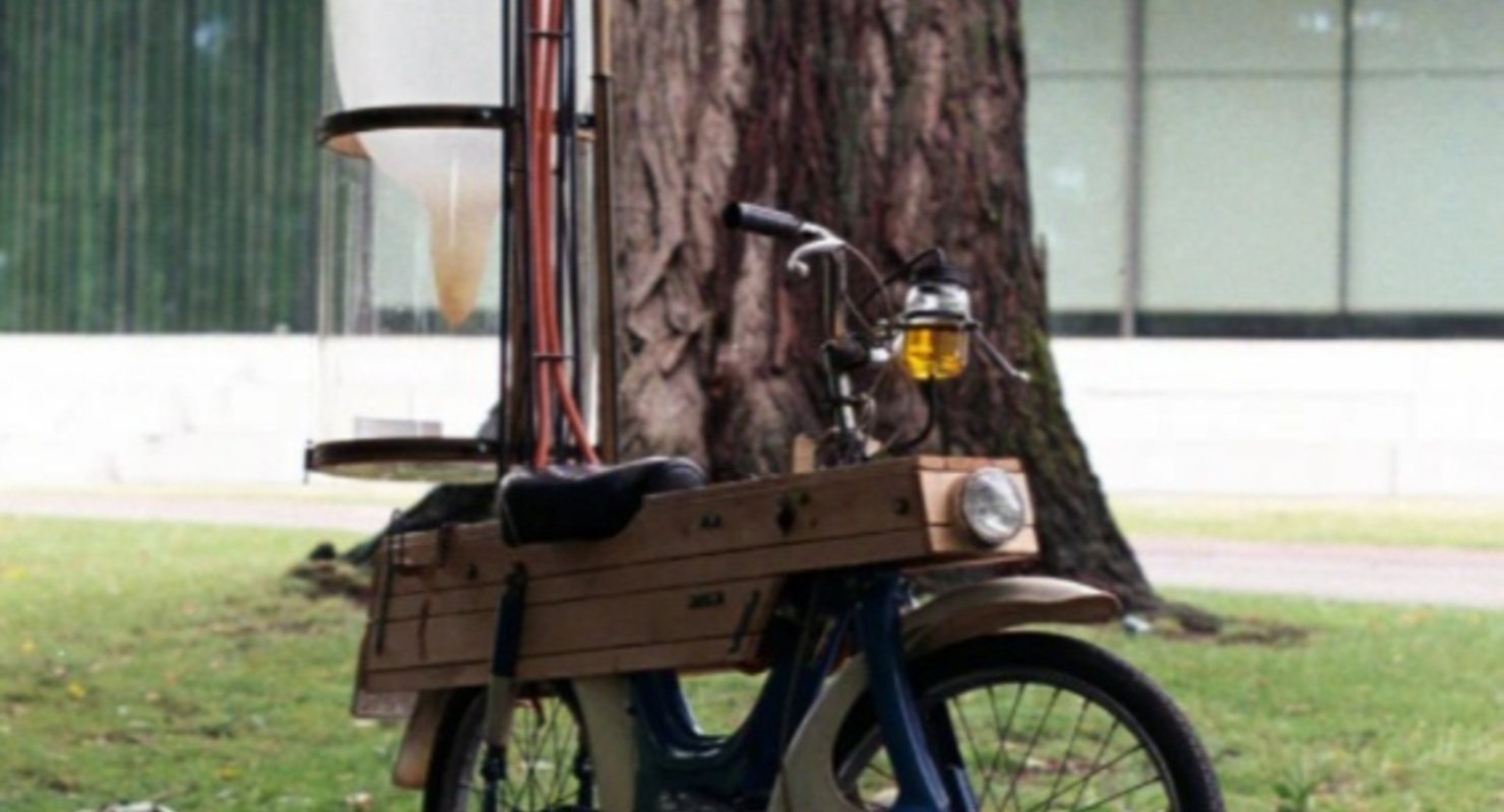 Студент из Нидерландов создал мопед на добываемом со дна болот метане