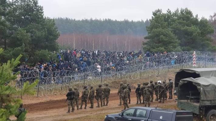 ЕС втягивает Россию в конфликт ради обострения ситуации на белорусско-польской границе