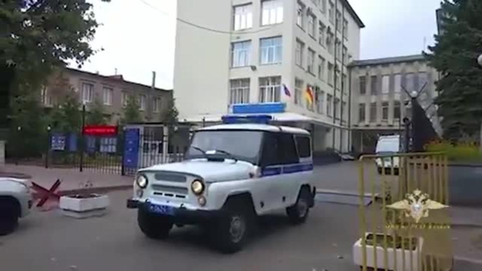 Видео: гость бистро обстрелял хозяев во Владикавказе