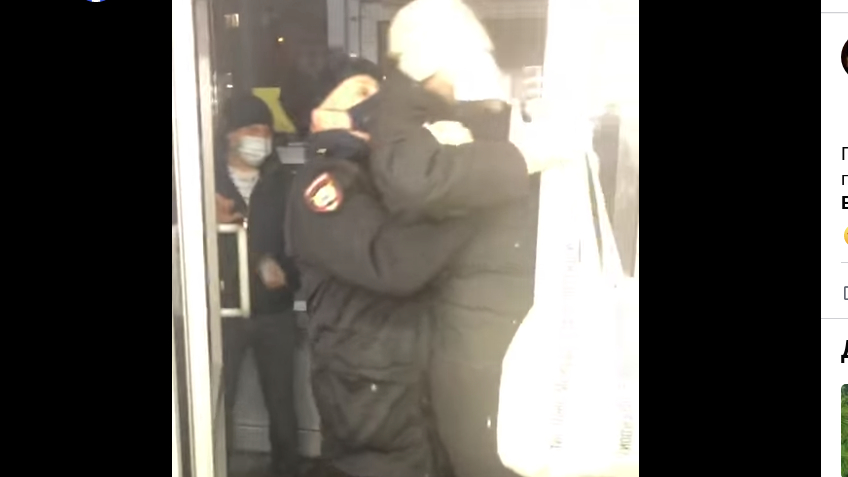 Житель Зеленограда провел две ночи в отделе полиции из-за посещения магазина без маски