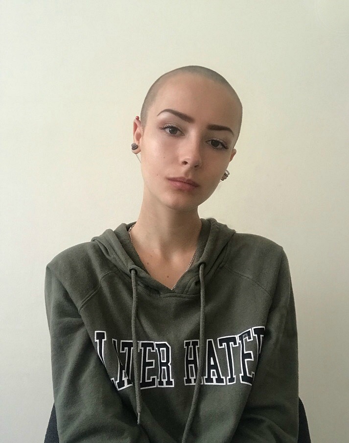 Красивые и без волос Красивые и без волос волосы,девушки,мода и красота