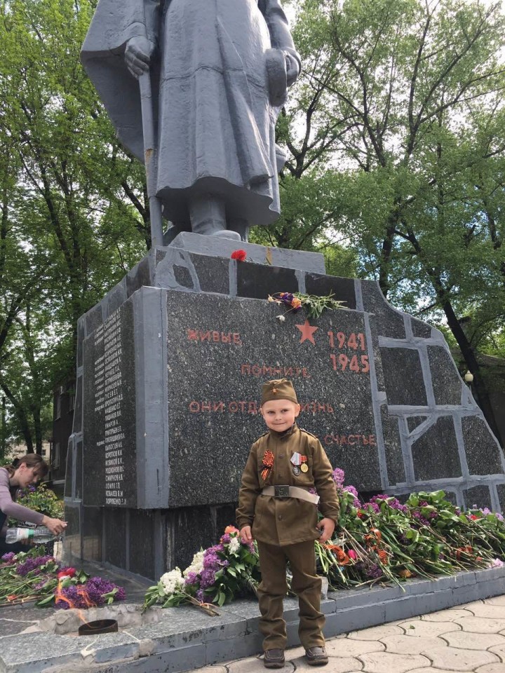 Бессмертный полк в Харцызске, ДНР