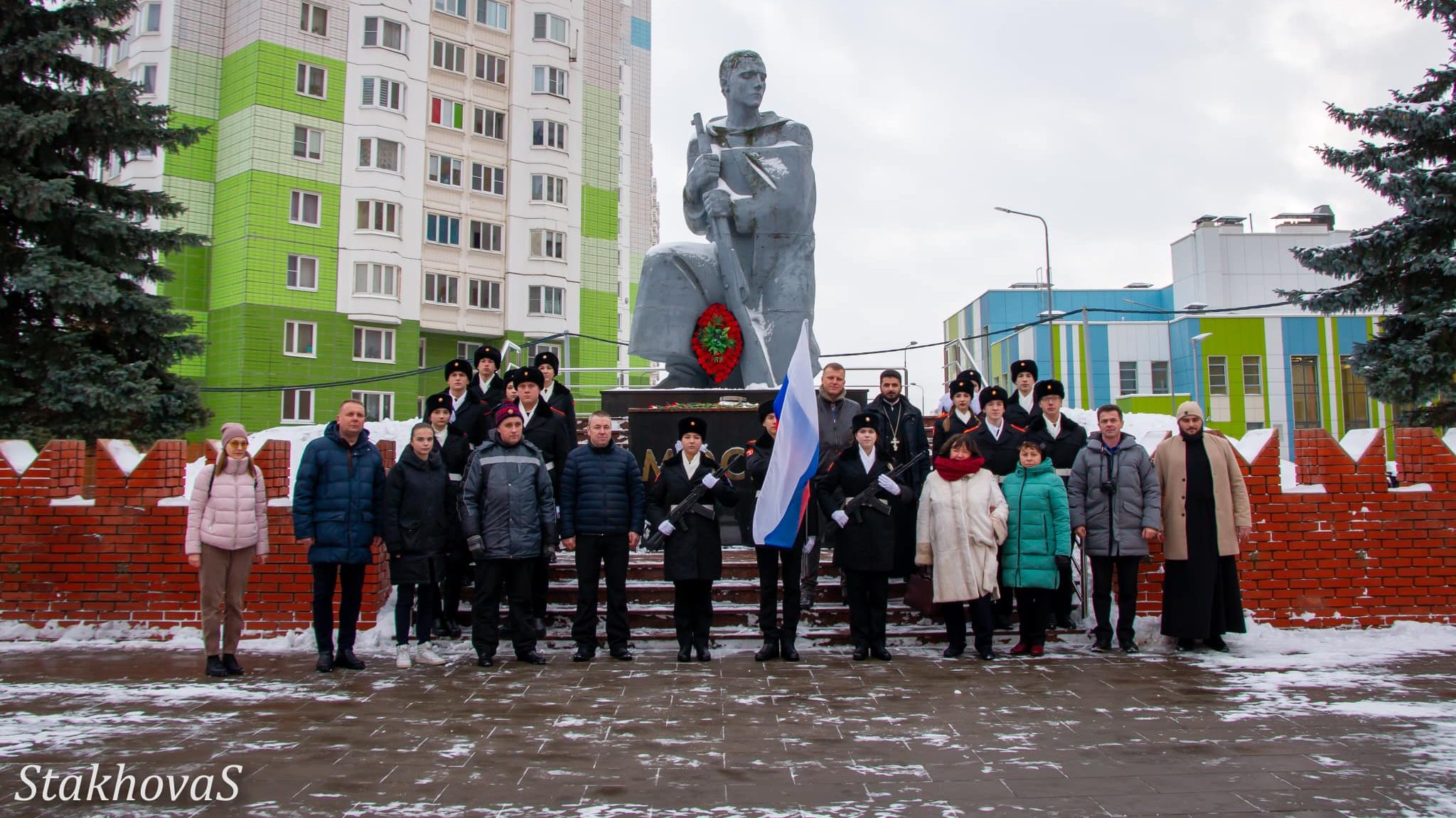 У памятника «Защитникам Москвы» на Синявинской отпраздновали День воинской славы