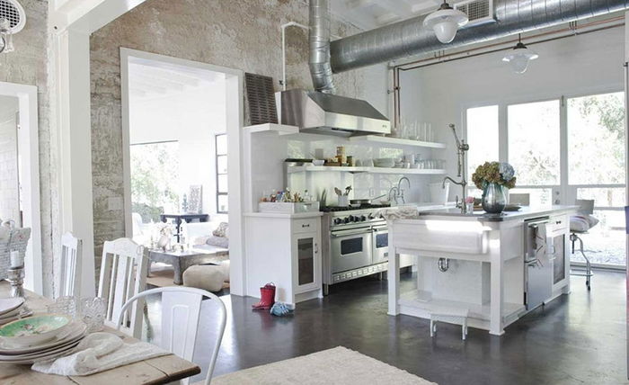 Почему кухня в стиле «Потертый Шик» всегда уютна и красива? интерьер и дизайн,кухня,пастельные тона,старая мебель,шебби шик