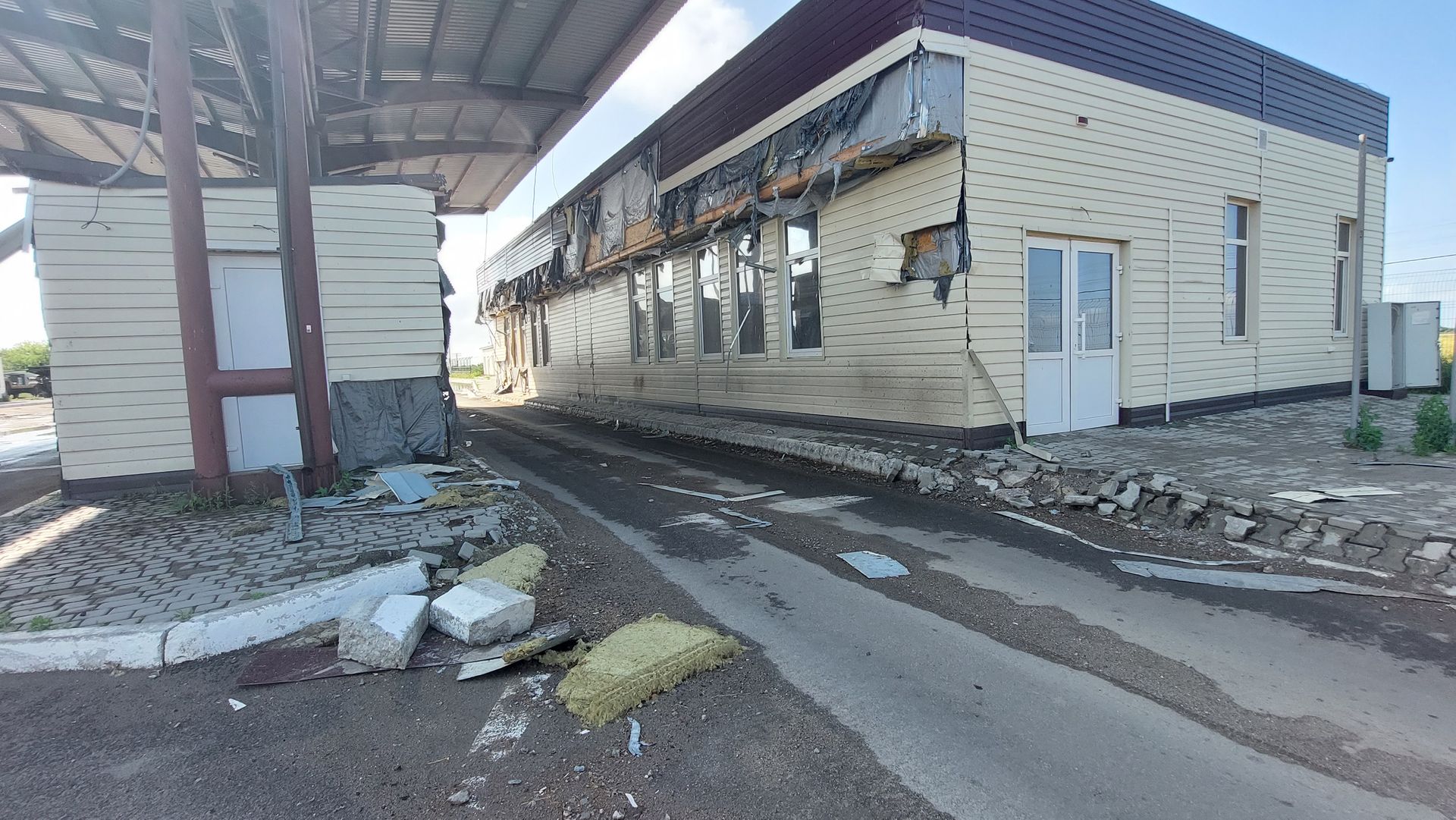 Трое суток пути и куча нервов: корреспондент ФАН добрался до освобожденного Херсона Трое суток пути и куча нервов: корреспондент ФАН добрался до освобожденного Херсона Военкоры ФАН