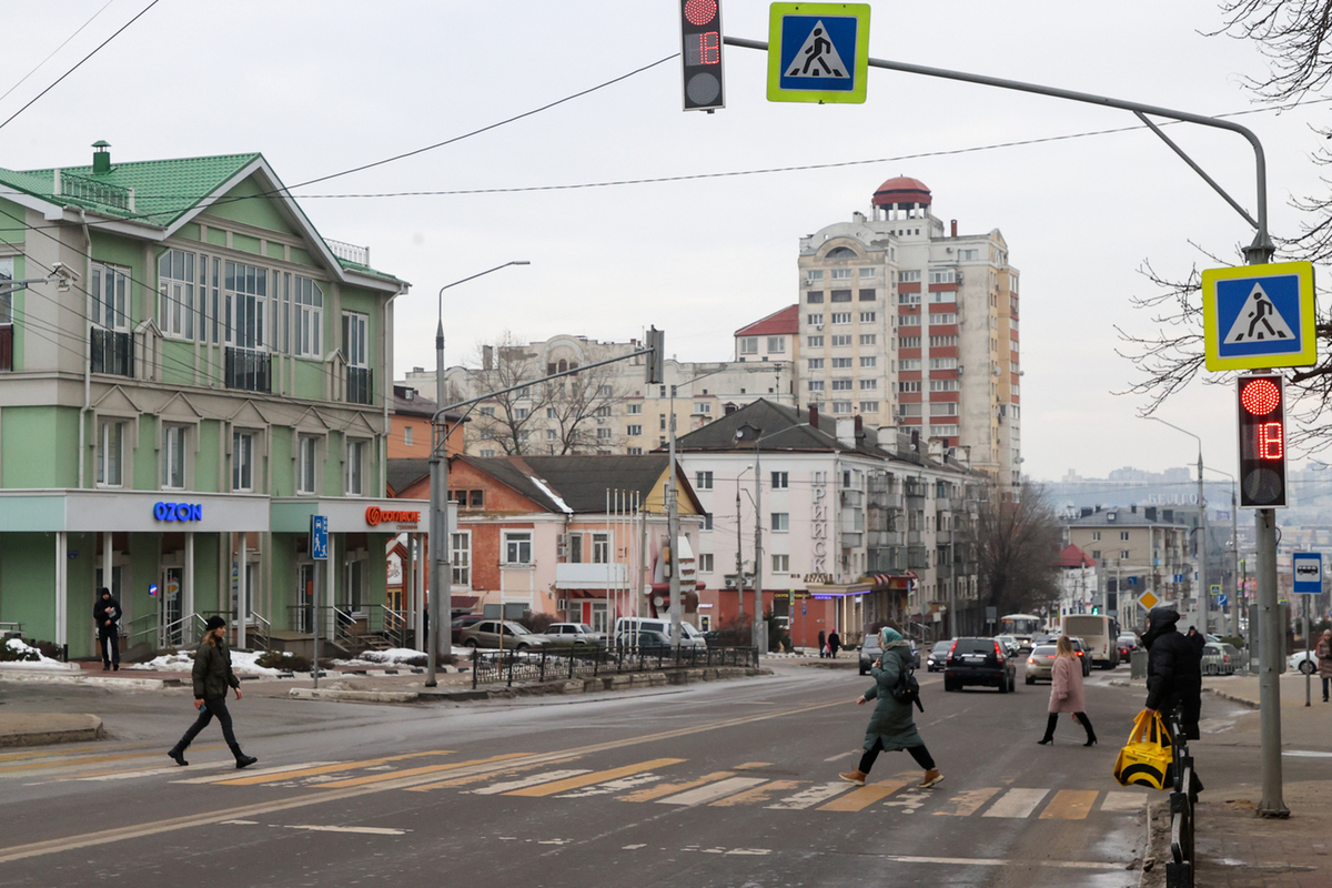 Житель Белгорода бесплатно эвакуирует земляков из города: расходы берем на себя