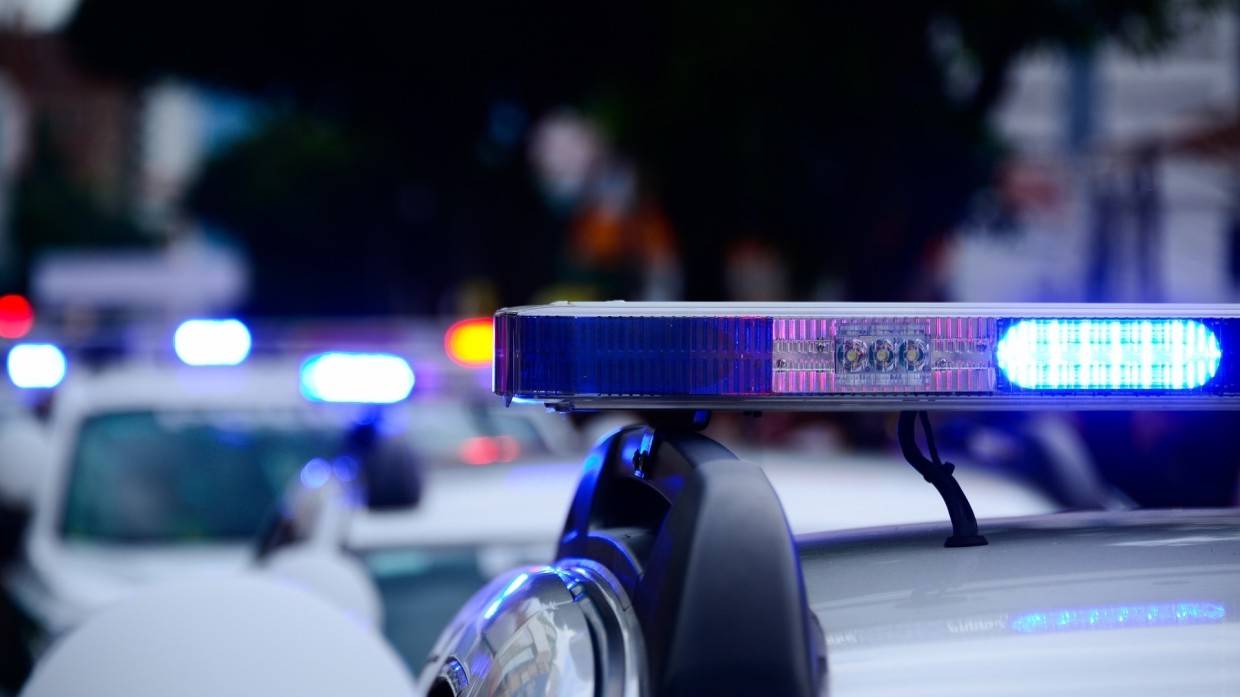 Двух полицейских в Новосибирске признали виновными в вымогательстве с применением насилия