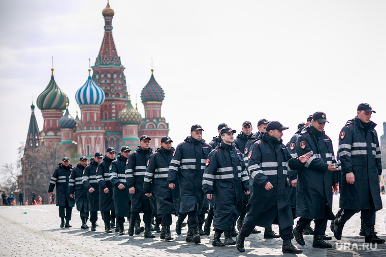 Полицейские в России будут позже уходить на пенсию общество,пенсия,полицейские,россияне