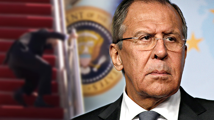 "ДЛЯ ТАНГО НУЖНЫ ДВОЕ". ЛАВРОВ ВЕЛЕЛ БАЙДЕНУ НЕ РАСПУСКАТЬ РУКИ