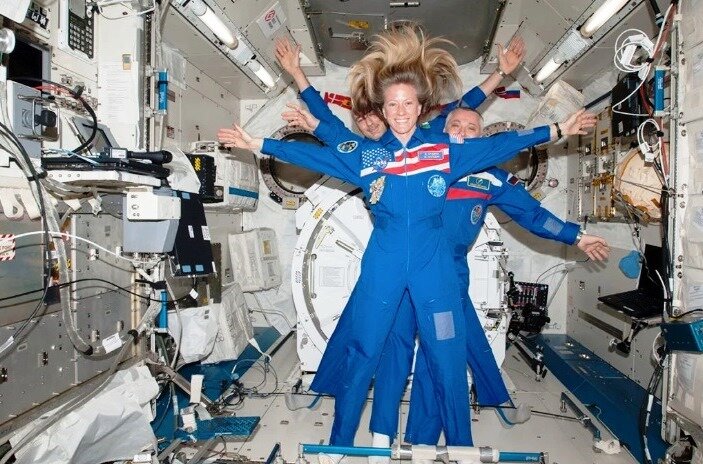 Астронавт НАСА Карен Найберг предпочла бы лететь на «Союзе», чем на «Crew Dragon» 