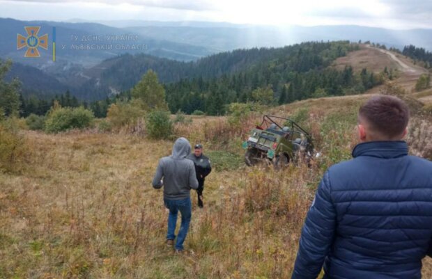 Машина с украинцами перевернулась в горах, кадры ДТП: в каком состоянии пассажиры