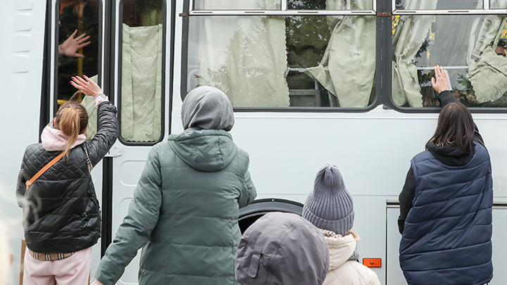 ИЗ-ПОД ЗЕМЛИ ДОСТАНУТ: В МОСКОВСКОМ МЕТРО УСТРОИЛИ ОБЛАВУ НА ПРИЗЫВНИКОВ россия