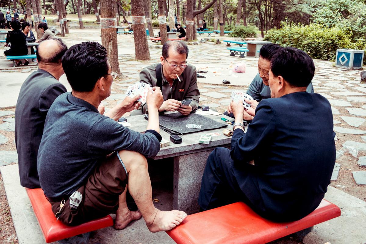 «Чосон» Дениса Давыденко: объективная нереальность из Северной Кореи «Чосон» Дениса Давыденко: объективная нереальность из Северной Кореи