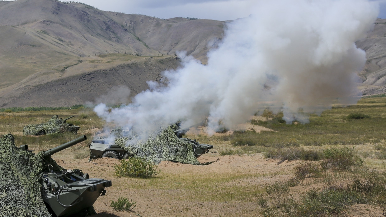 Эффектные кадры учений Ульяновского десантно-штурмового соединения появились в Сети