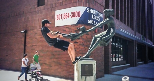 Фотографируйтесь с памятниками правильно!