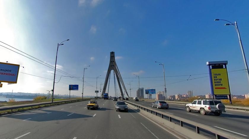 В Киеве отказались от Московского Моста