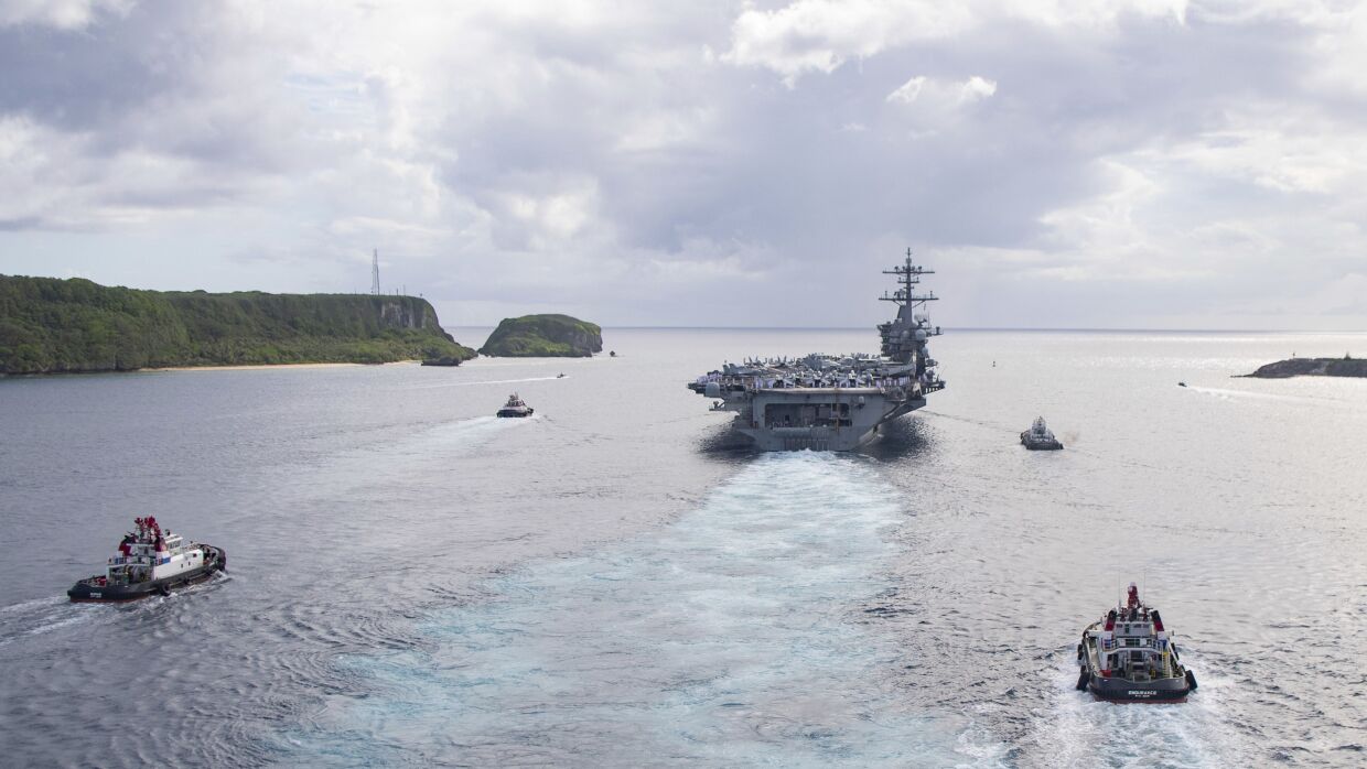 ВМС НАТО провели в Атлантике учения по борьбе с российскими подлодками