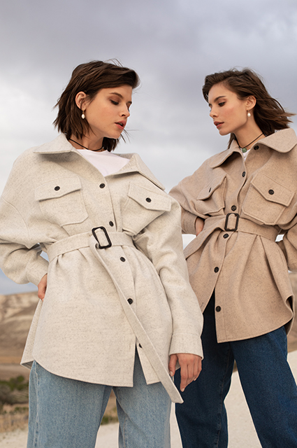 Баухаус, power dressing от Зендаи и гардероб путешественниц: смотрим новые осенние лукбуки Лукбук