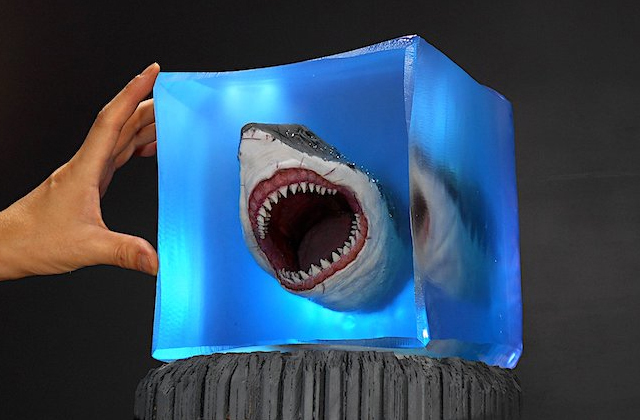 Художник создал коллекцию диорам с морскими монстрами