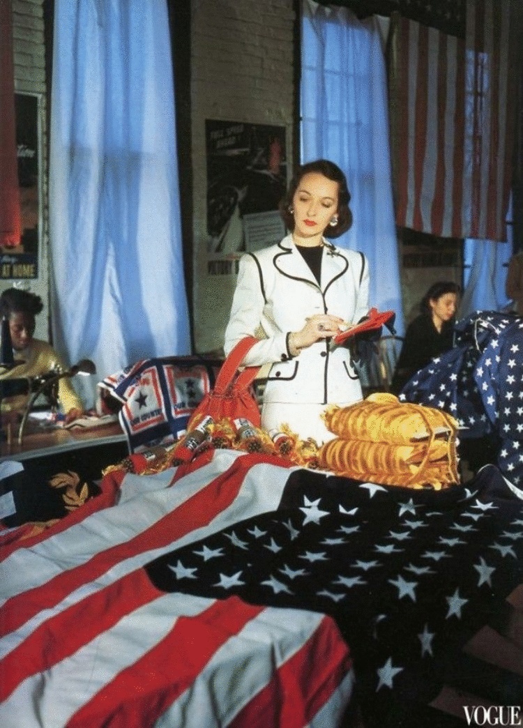 Гламурные 40-е в цвете и отличном качестве 