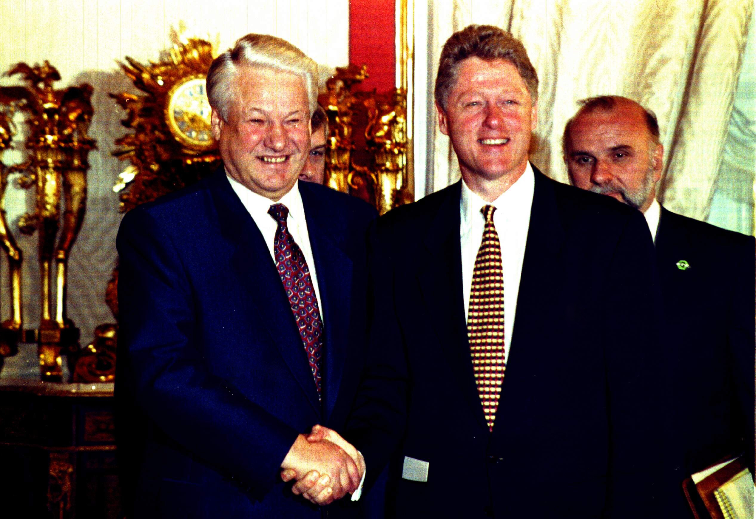 НИКИТА МИХАЛКОВ ПРИЗВАЛ РУССКИХ ОЧНУТЬСЯ. ИНАЧЕ БУДЕТ ПОЗДНО НИКИТА МИХАЛКОВ ПРИЗВАЛ РУССКИХ ОЧНУТЬСЯ. ИНАЧЕ БУДЕТ ПОЗДНО россия