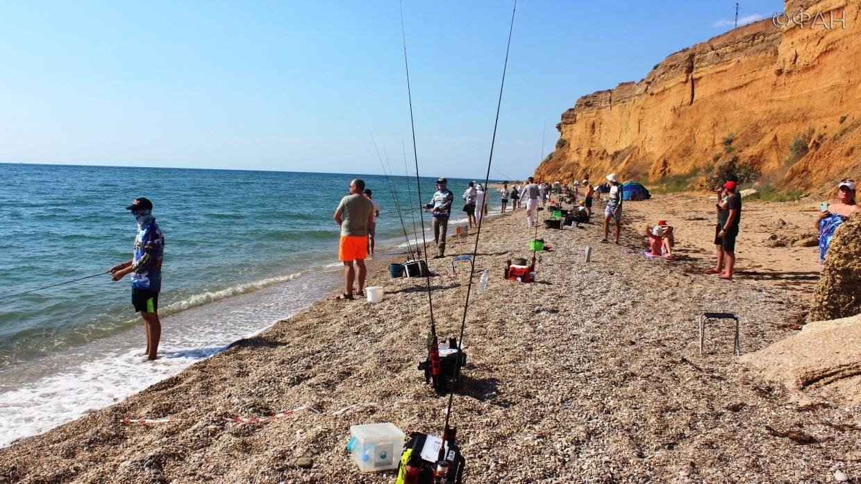 Ни одна рыба не пострадала: в Крыму прошел рыболовный фестиваль Black Sea Fishing Общество