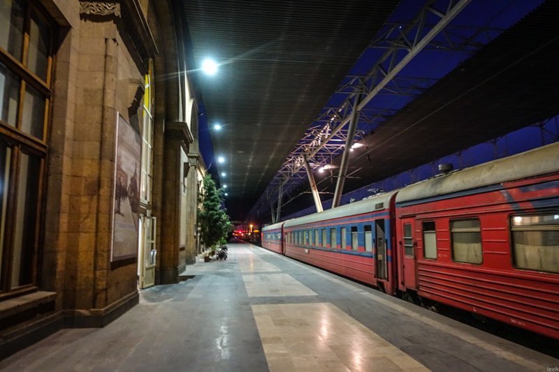 Поезд Ереван-Тбилиси. Остатки былой роскоши путешествия, факты, фото