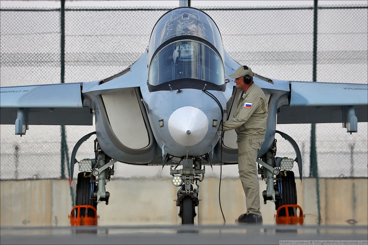 Як-130  во всей красе : гвоздь авиасалона «Dubai Airshow 2019» Як130, самолет, возможности, самолетов, самолеты, участие, заказчиков, пилотов, поколения, здесь, боевые, Яковлева», входит, состав,  Учебнобоевой, «Корпорация, «Иркут», серийно, выпускается, Иркутском