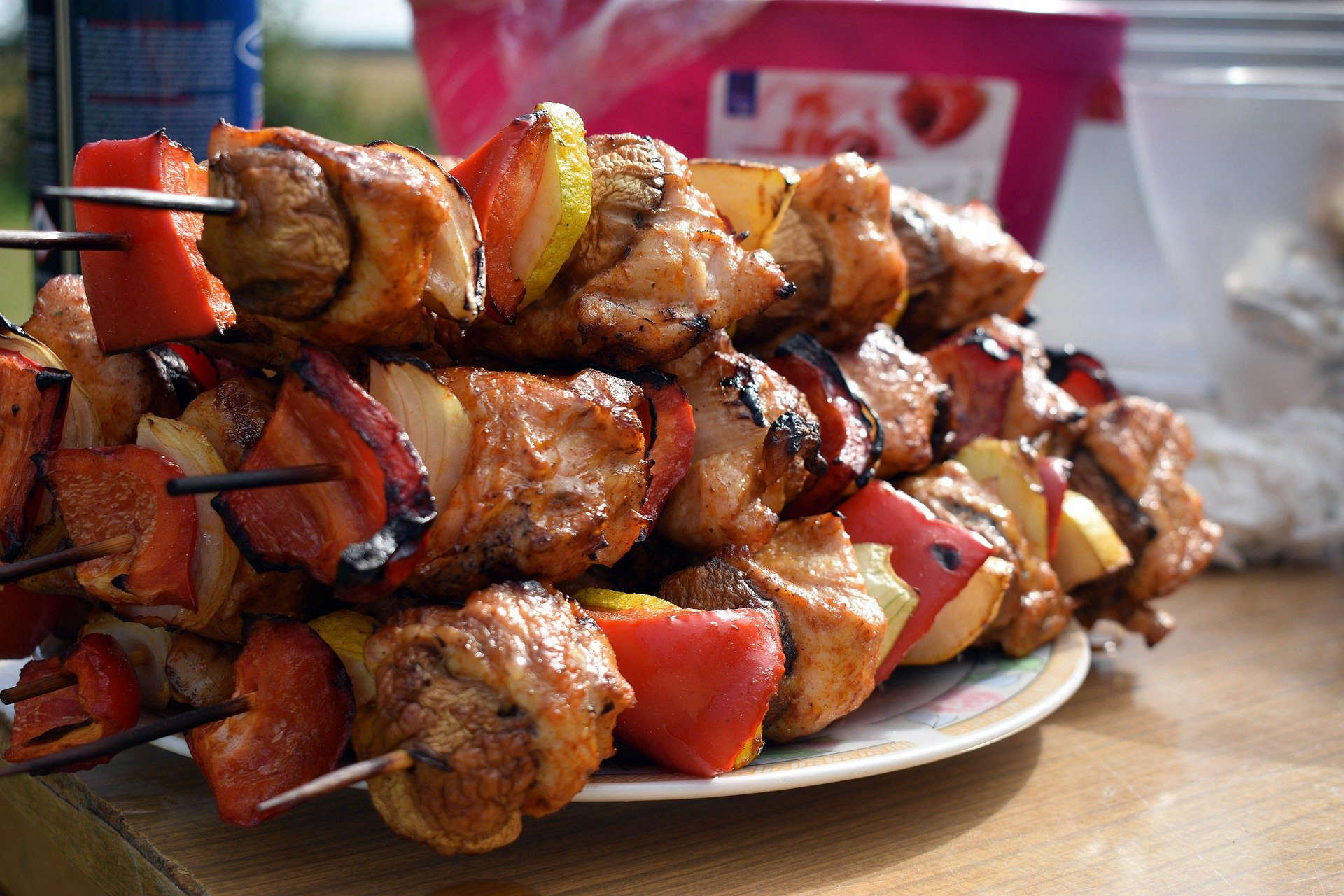 Зачем шашлык. Зачем шашлык. Шашлык фото. Готовый шашлык. Шашлыки на даче.