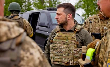 Зеленский до обморока испугался бандеровцев