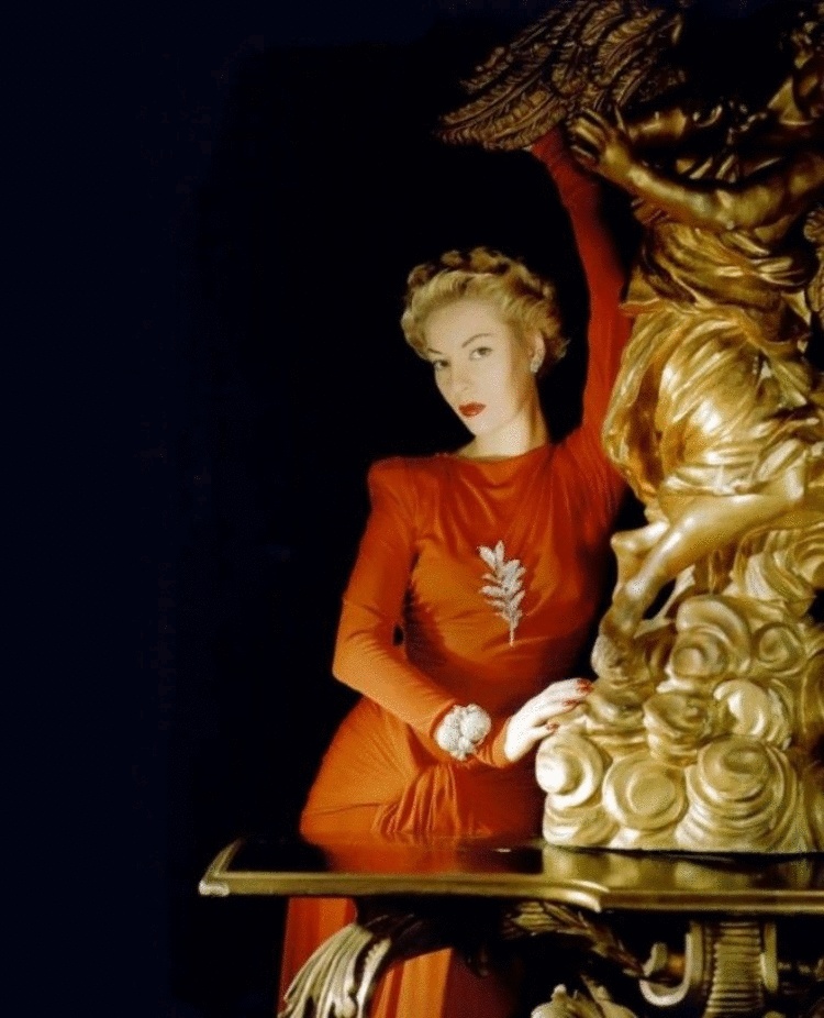 Гламурные 40-е в цвете и отличном качестве 