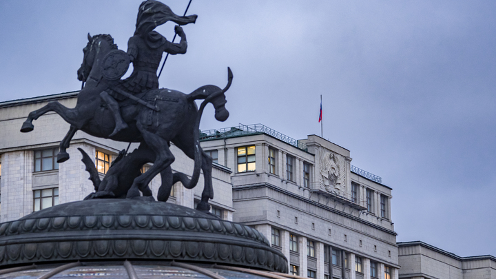 ПЕРЕЕХАВШИЙ В РОССИЮ НАРОДНЫЙ ДЕПУТАТ УКРАИНЫ ОБРАТИЛСЯ К ВЛАСТЯМ: "РИСКУЕМ ВСЕМ!"