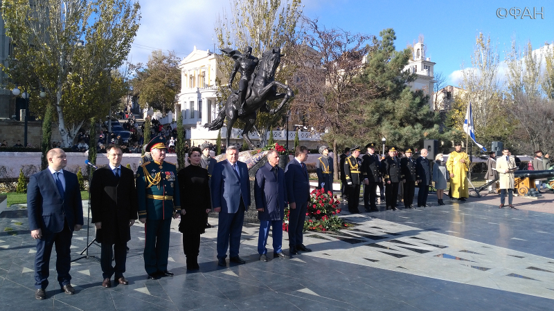 В Крыму открыли памятник легендарному русскому генералу Котляревскому