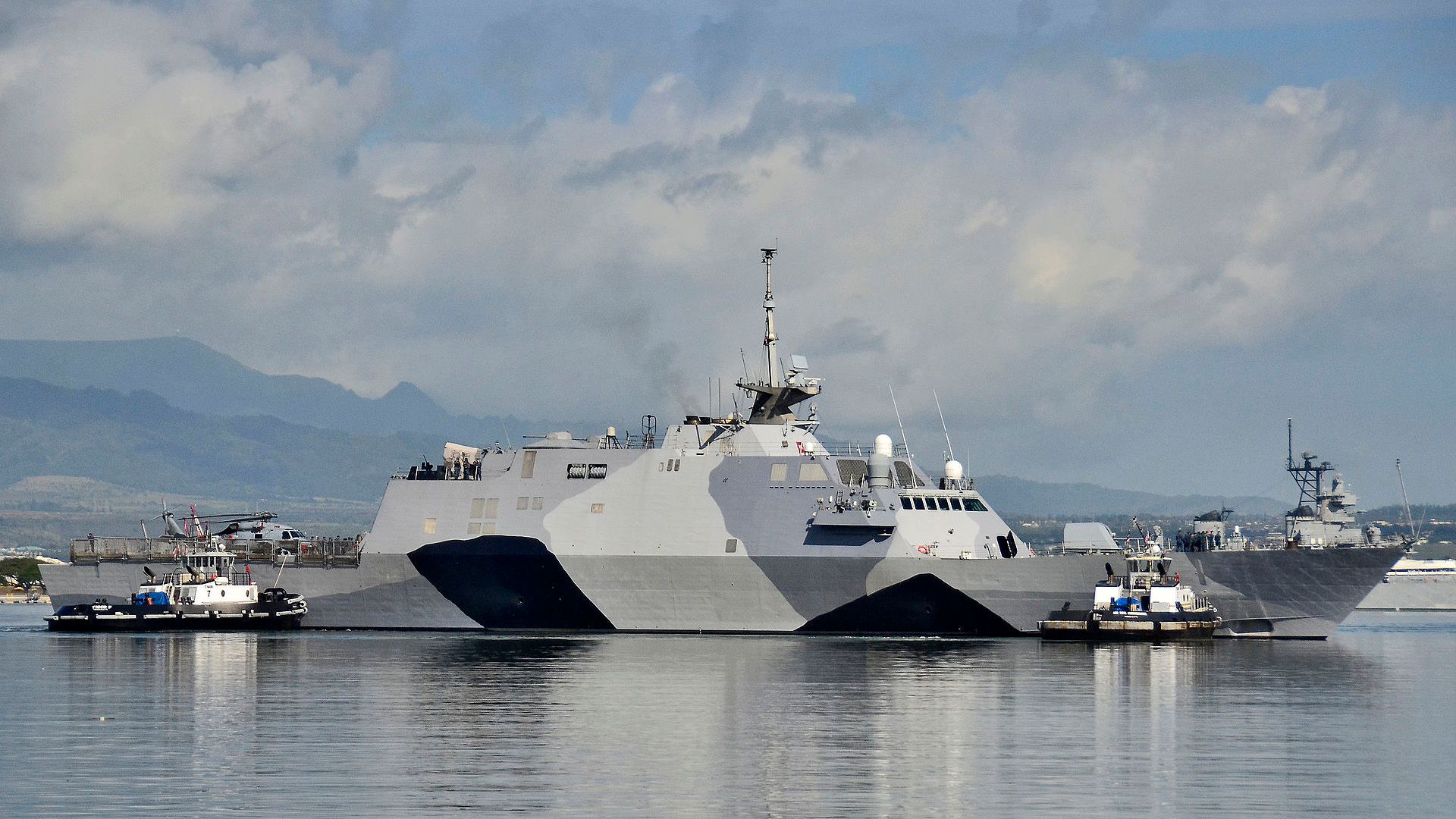 Global News: китайский корабль чуть не столкнулся с американским эсминцем в Тайваньском проливе 