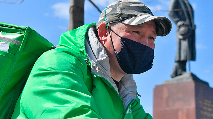 МИГРАНТЫ В РОССИИ – ЭТО "БОМБА, КОТОРАЯ РВАНЁТ": ЭКСПЕРТЫ НАЗВАЛИ РИСКИ