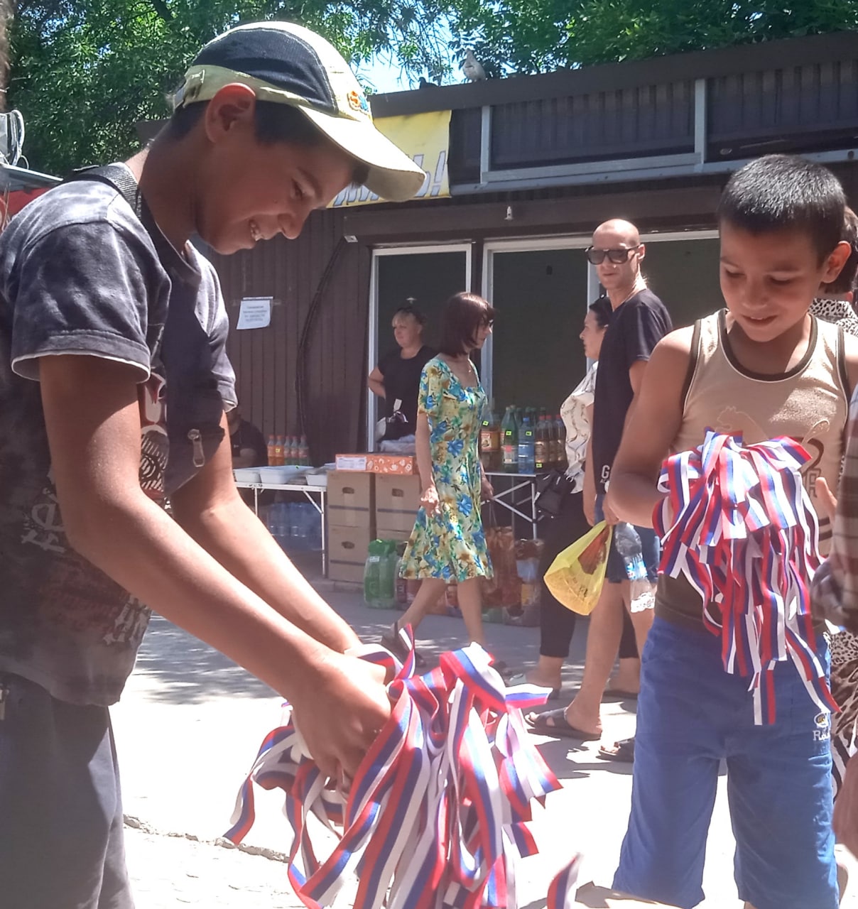 Над освобождённым Донбассом – русские триколоры. В Краматорске – беснование нацистов Над освобождённым Донбассом – русские триколоры. В Краматорске – беснование нацистов россия,украина