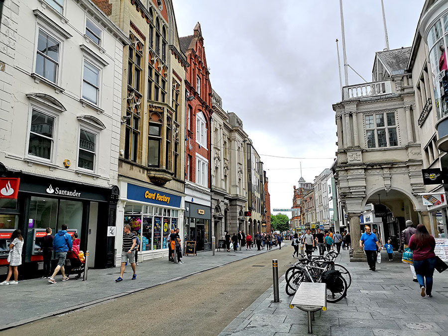 Город Эксетер (Exeter) — главный город английского графства Девоншир авиатур