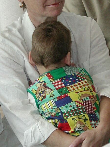 В Набережных Челнах нашли трёх одичавших детей, живших вместе с матерью дети,криминал,происшествия