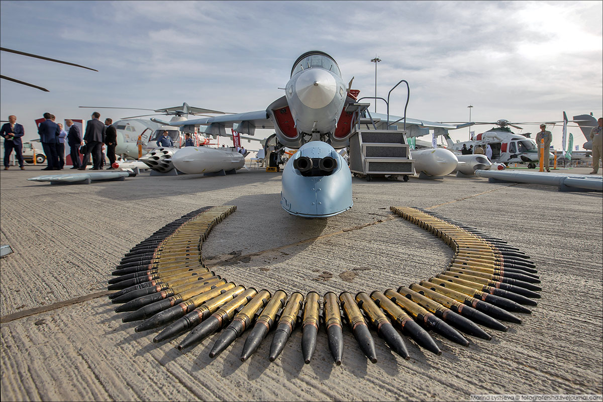 Як-130  во всей красе : гвоздь авиасалона «Dubai Airshow 2019» Як130, самолет, возможности, самолетов, самолеты, участие, заказчиков, пилотов, поколения, здесь, боевые, Яковлева», входит, состав,  Учебнобоевой, «Корпорация, «Иркут», серийно, выпускается, Иркутском