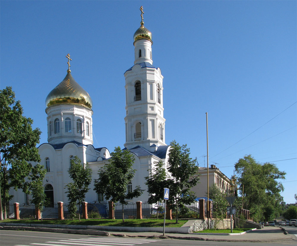 Улицы артема приморского края. Город Артем. Артем Приморский край. Церковь Артем Приморский край. Церковь в Артеме Приморского края.