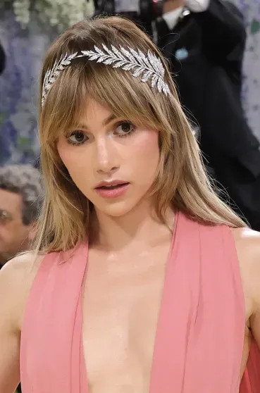 Met Gala — 2026: Ким Кардашьян с матерью, Блэйк Лайвли, Сьюки Уотерхаус и Сиара на красной дорожке Images, Дженнер, Николь, ДженнерРанее, красной, дорожке, вечера, появились, Джиджи, Хадид, Ирина, Шейкв, бюстгальтере, бриллиантами, Жукова, Перри, Метрополитенмузее, Кидман, СиараСиараКрис, дочерью