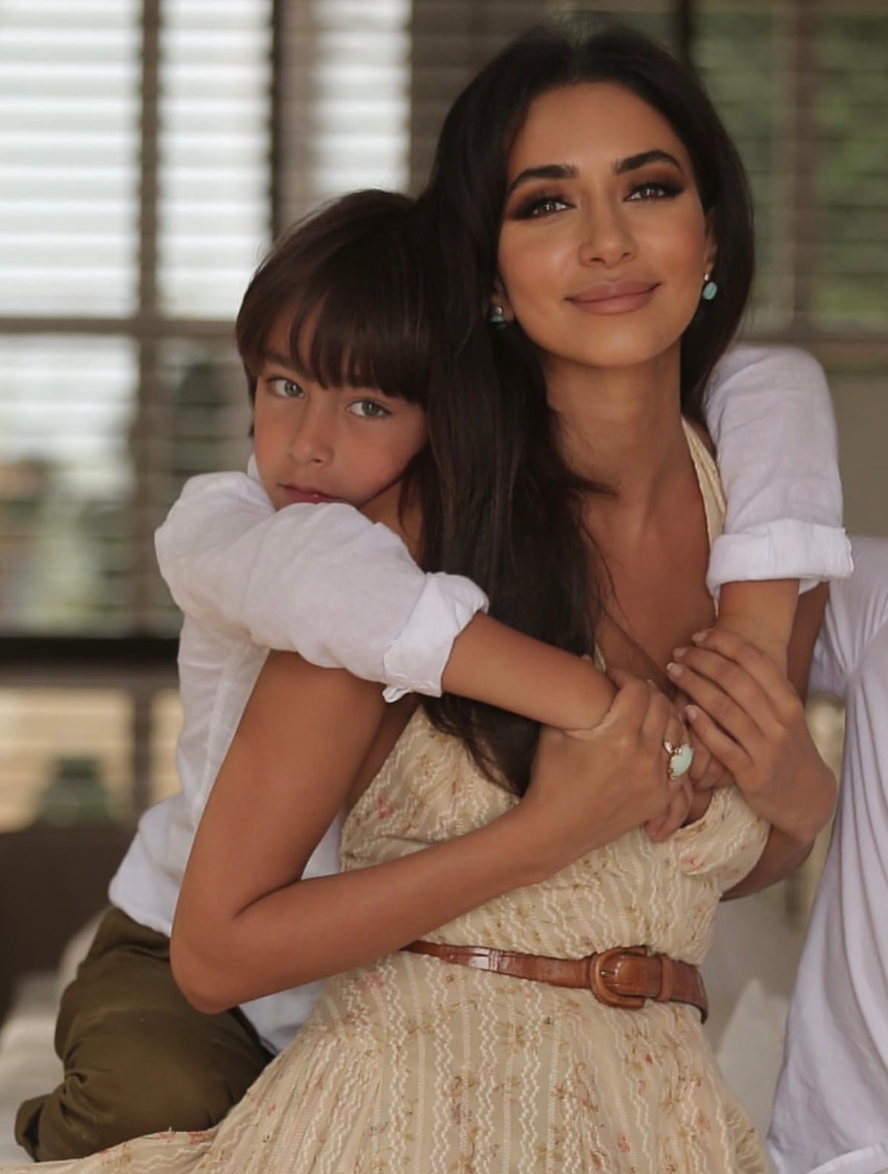 Голубоглазый красавец: в Сети обсуждают фото повзрослевшего сына певицы Зары — Максима артистки, назад, «Какой, певицы, менее, исполнительница, написала, школе, мужем, сейчас, Максима, мальчик, прекрасный, рождения, участница, также, исполнилось, рассказывала, фотосоцсетиВ, отношения