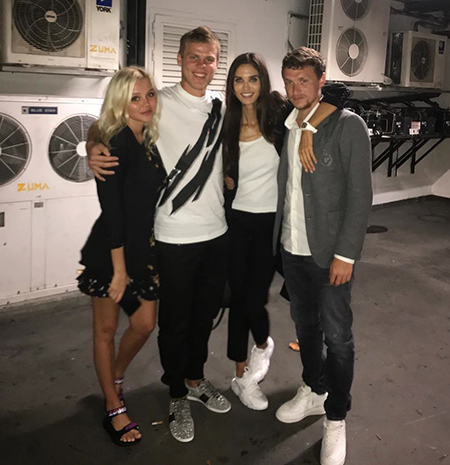 Это официально: Павел и Алана Мамаевы развелись Это официально: Павел и Алана Мамаевы развелись Звезды,Звездные пары