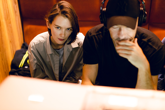 Дело семейное: Паулина Андреева и Федор Бондарчук на съемках сериала "Псих" Дело семейное: Паулина Андреева и Федор Бондарчук на съемках сериала "Псих" Сериалы