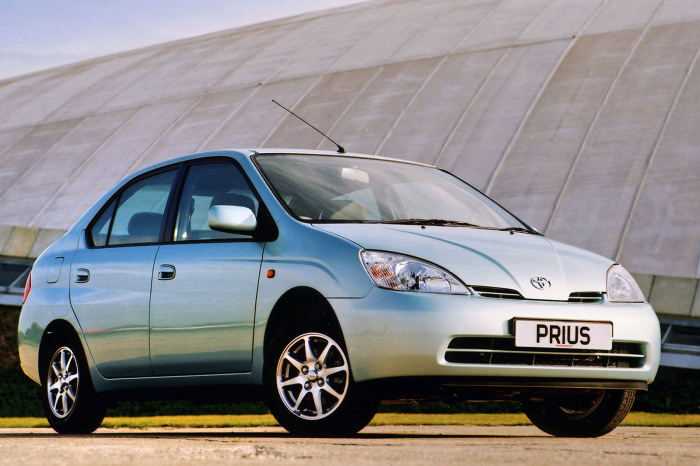 Toyota Prius – самый продаваемый гибридный автомобиль в мире. Toyota Prius – самый продаваемый гибридный автомобиль в мире.