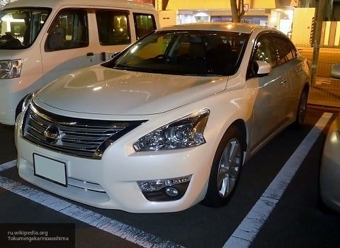 В Сети появились первые изображения нового поколения седана Nissan Altima